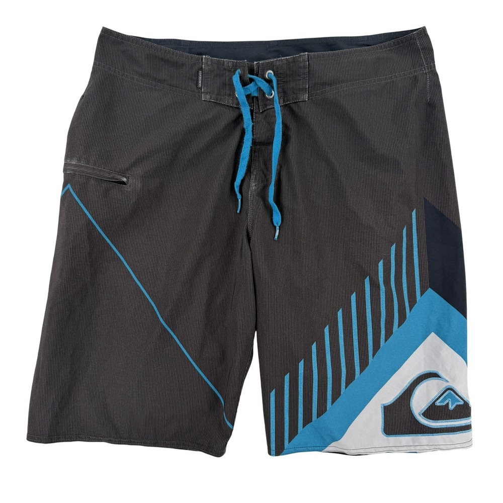 Quiksilver Board Shorts Mens 33 Gray Pinstripe Surf Swim Trunks Graphic Y2K